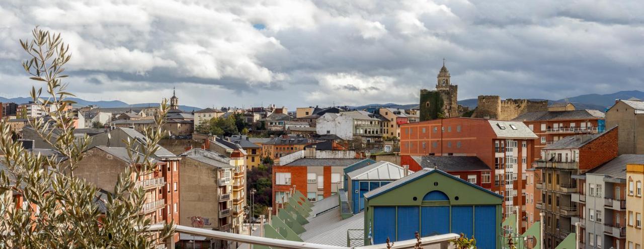 Hostal San Miguel Ponferrada Εξωτερικό φωτογραφία