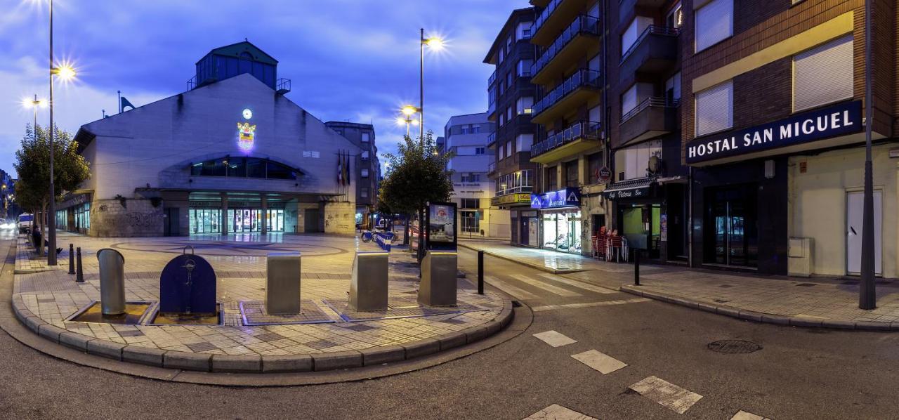 Hostal San Miguel Ponferrada Εξωτερικό φωτογραφία